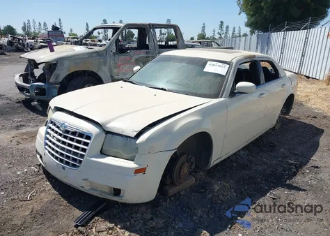 2007 Chrysler 300 Touring из США, поврежденный, VIN 2C3KA53G47H613566